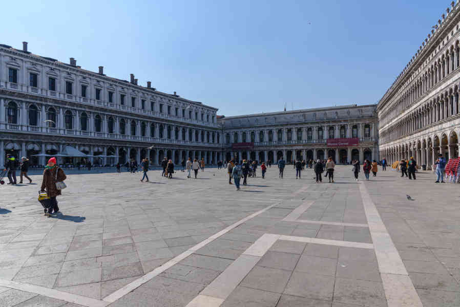 Italia - Venecia 009 - plaza de San Marcos.jpg